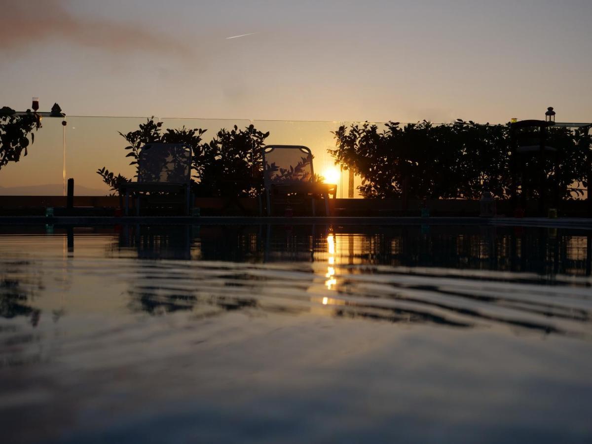 Villa Artemis Barbáti Eksteriør bilde